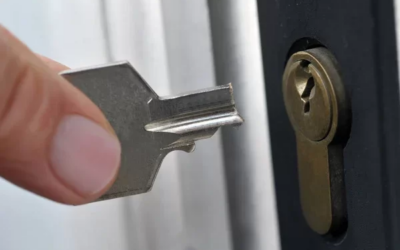 Locked Out? What to Ask Your Locksmith (and Why It Costs More After Hours)